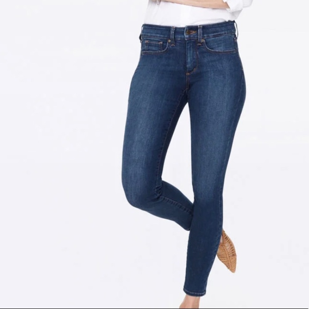 Like new - NYDJ Skinny Jean - Size 12